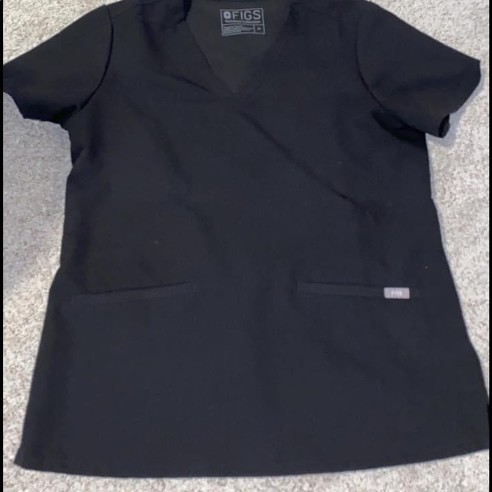 Black jogger figs size M petite + medium top